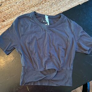 Lululemon crop top